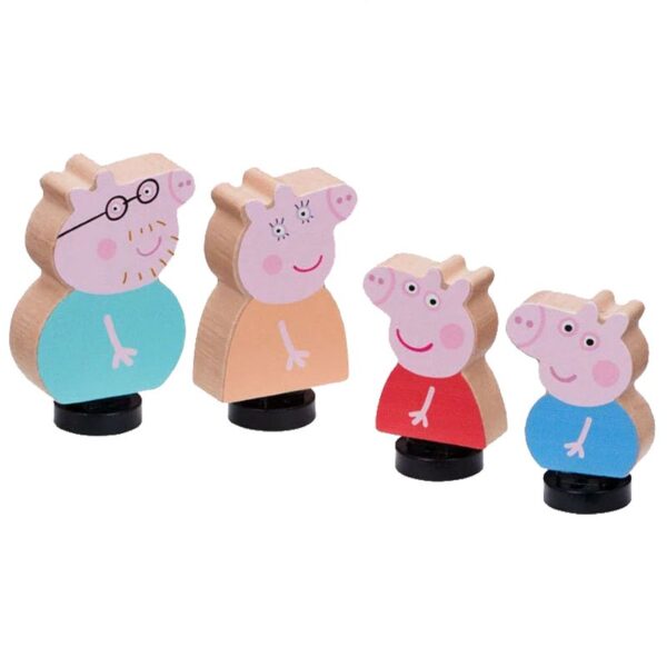 Peppa Pig Wooden Family of 4 on Stand